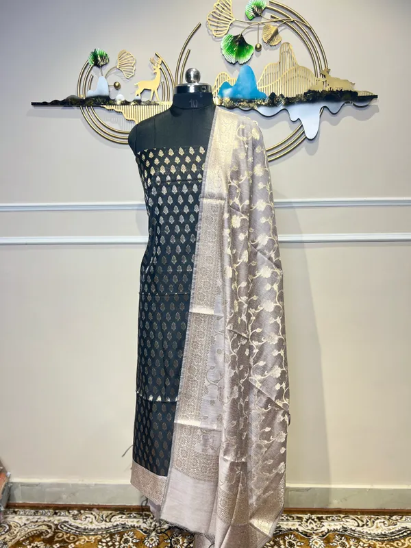 Grey_Woven_Floral_Dupatta_for_Women