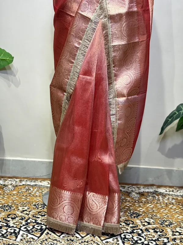 Banarasi_Tissue_Saree_With_Lace