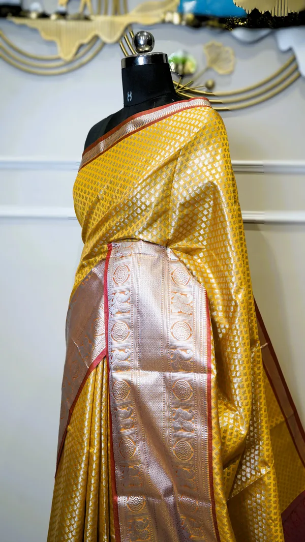 Banarasi_Raw_Silk_Saree_With_Paithni_Boarder