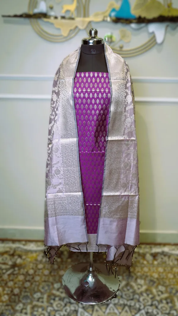 Banarasi_Zari_Woven_Unstitched_Suit_Fabric