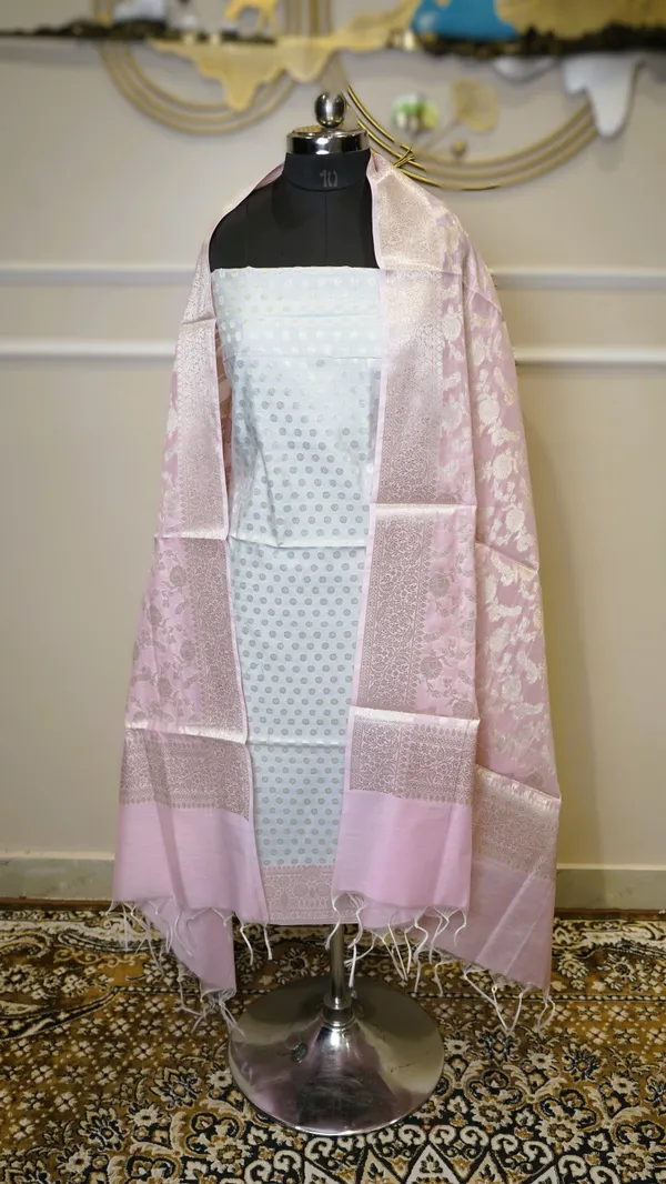 Banarasi_Zari_Woven_Unstitched_Suit_Fabric