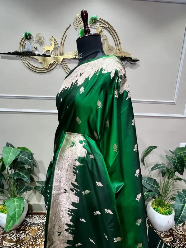 Pure_Mushroo_Silk_Banarasi_Ghaat_Saree