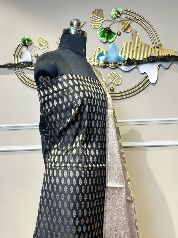 Blue_Woven_Ethnic_Suit_for_Women
