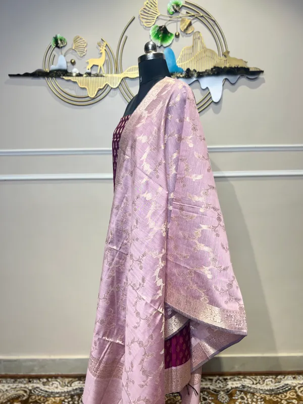 Magenta_Jacquard_Suit_for_Women