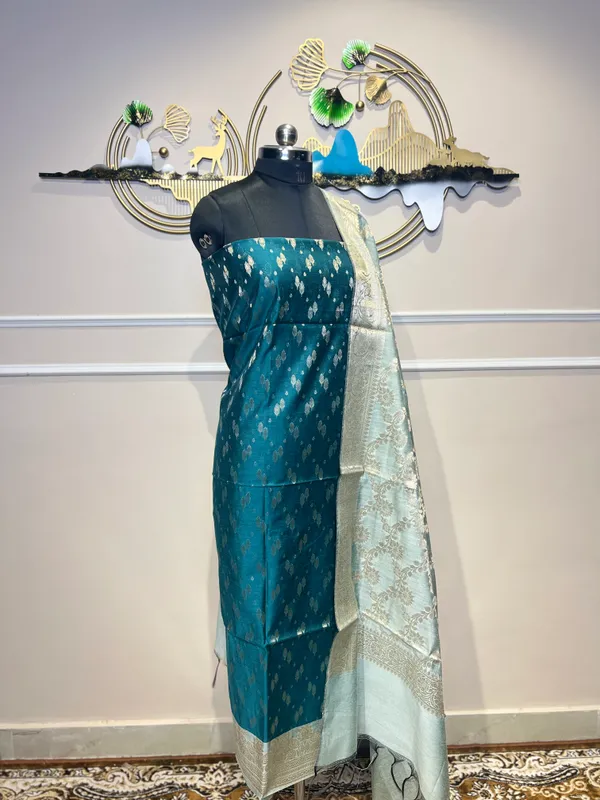 Teal_Blue_Printed_Ethnic_Suit_Set_With_Dupatta_for_Women