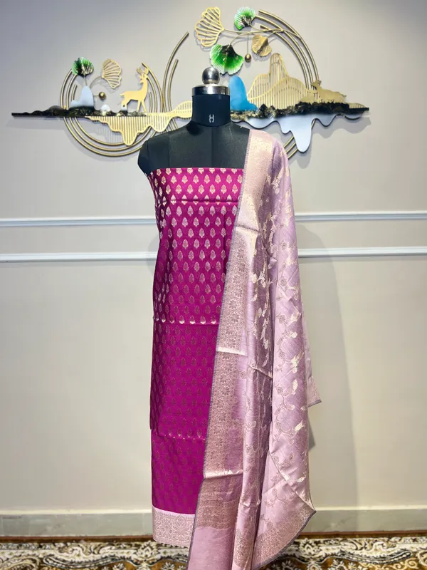 Magenta_Jacquard_Suit_for_Women