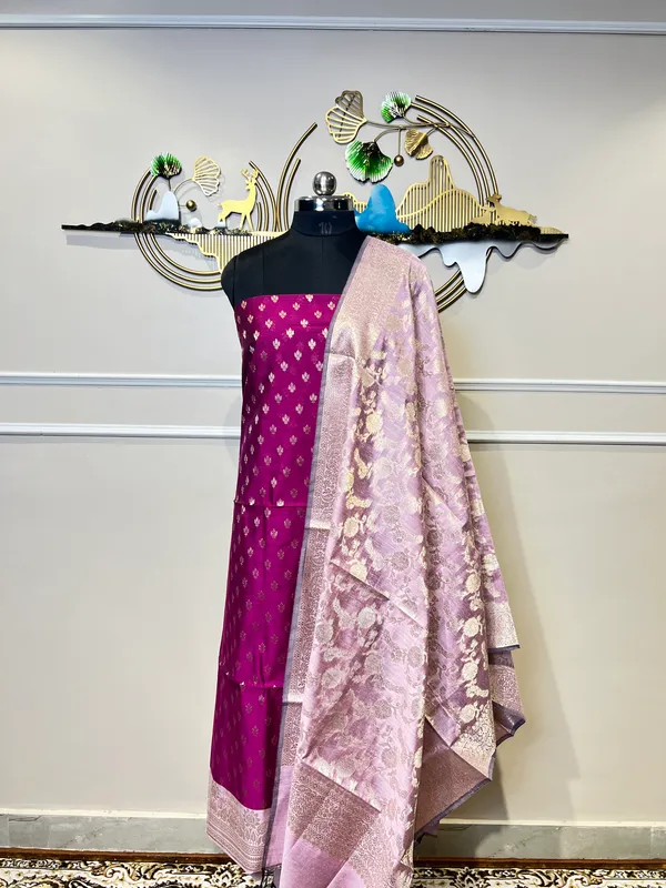 Lavender_Woven_Floral_Suit_for_Women