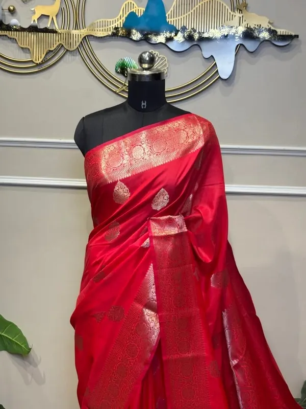 Banarasi_Badi_Buti_Katan_Silk_Saree