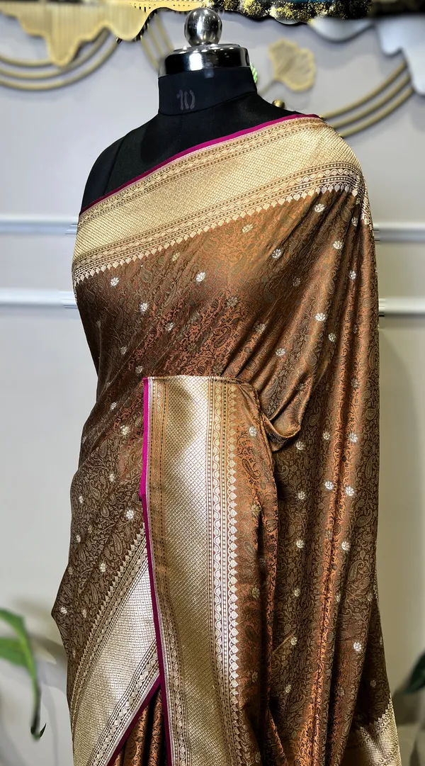 Banarasi_Mushroo_Silk_Tanchui_Saree