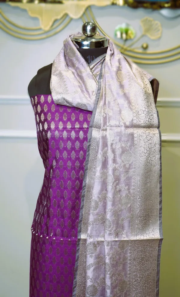 Banarasi_Zari_Woven_Unstitched_Suit_Fabric