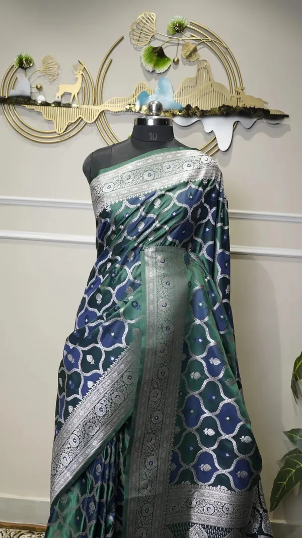 Banarasi_Mushroo_Silk_Rang_Kaat_Saree