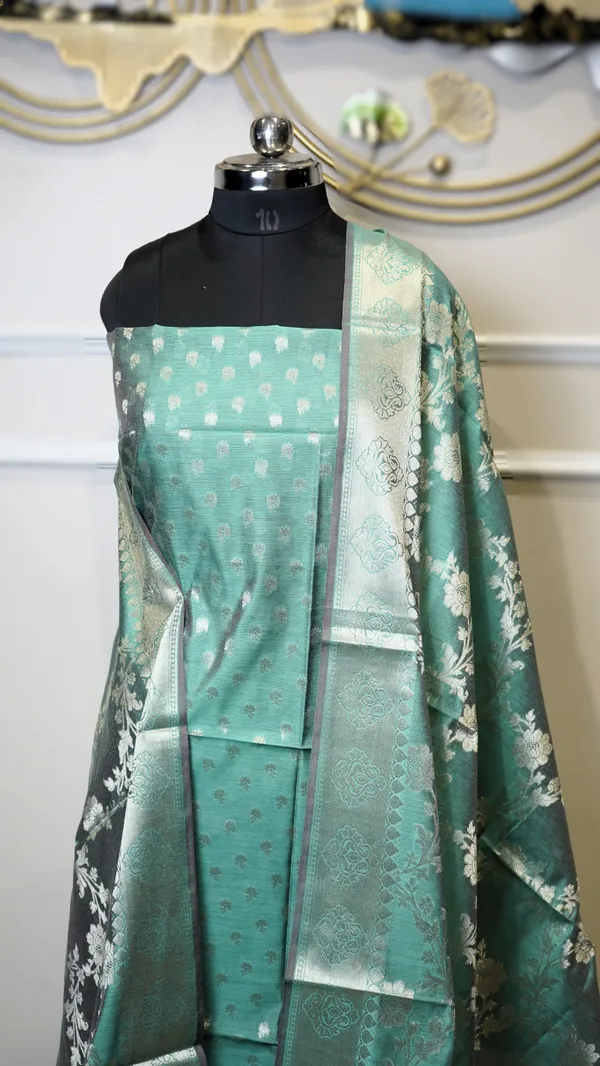 Banarasi_Zari_Woven_Unstitched_Suit_Fabric