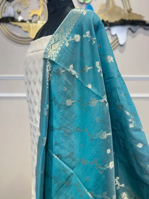 Teal_Woven_Floral_Suit_for_Women