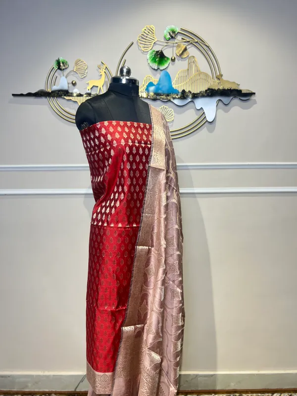 Red_Woven_Ethnic_Suit_for_Women