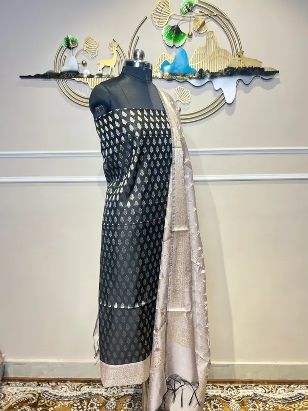 Grey_Woven_Floral_Dupatta_for_Women
