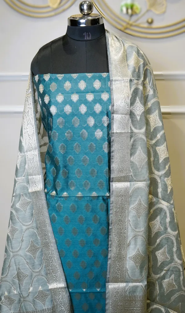 Banarasi_Zari_Woven_Unstitched_Suit_Fabric