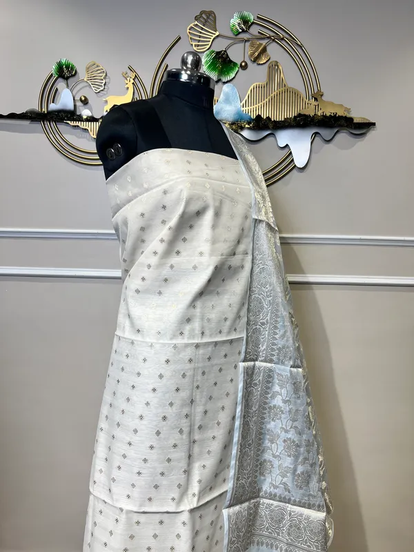 White_Tissue_Floral_Woven_Suit_for_Women