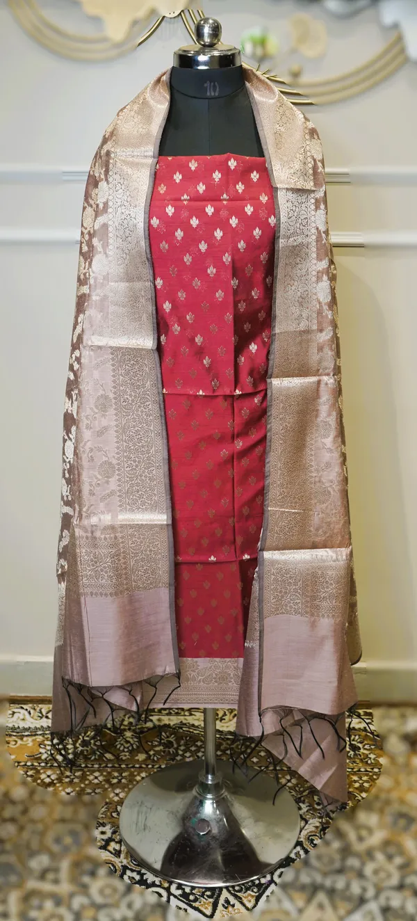 Banarasi_Zari_Woven_Unstitched_Suit_Fabric