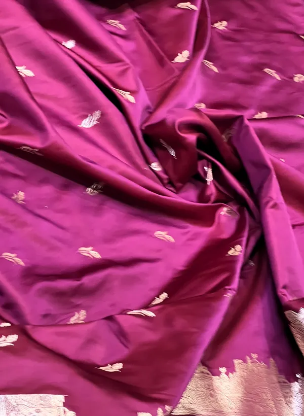 Pure_Mushroo_Silk_Banarasi_Ghaat_Saree