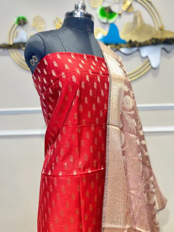 Red_And_Blush_Woven_Floral_Suit_for_Women