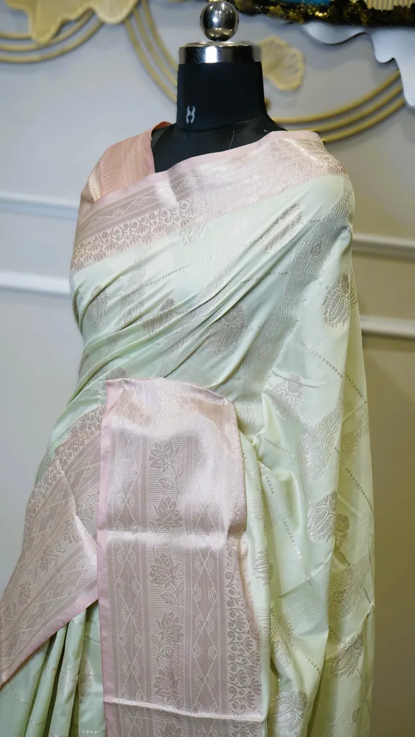 Banarasi_Woven_Katan_Silk_Saree