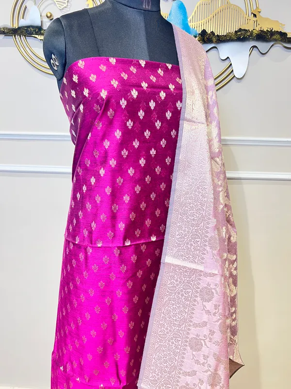 Lavender_Woven_Floral_Suit_for_Women