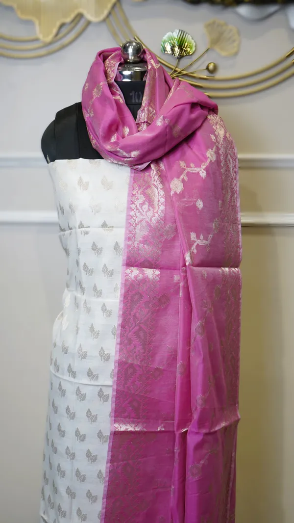 Banarasi_Zari_Woven_Unstitched_Suit_Fabric