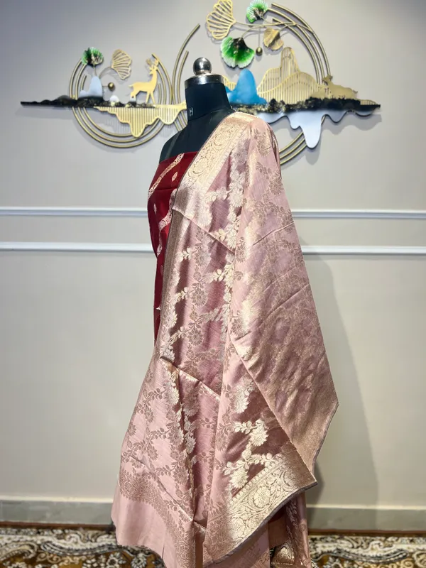 Red_Woven_Traditional_Suit_for_Women