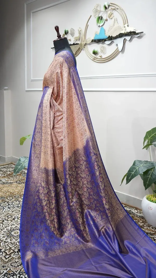 Banarasi_Mushroo_Silk_Contrast_Saree_Jamavaar