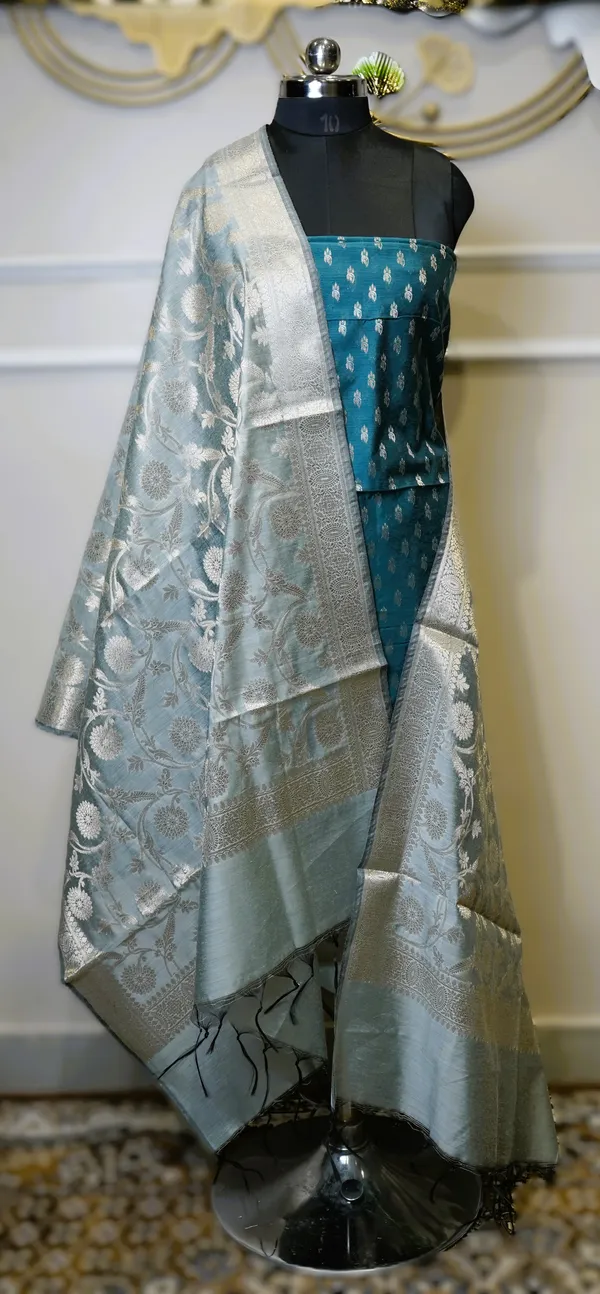 Banarasi_Zari_Woven_Unstitched_Suit_Fabric