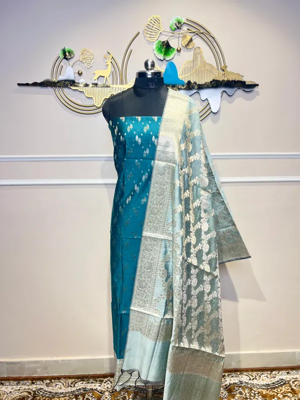 Teal_Blue_Printed_Ethnic_Suit_Set_With_Dupatta_for_Women