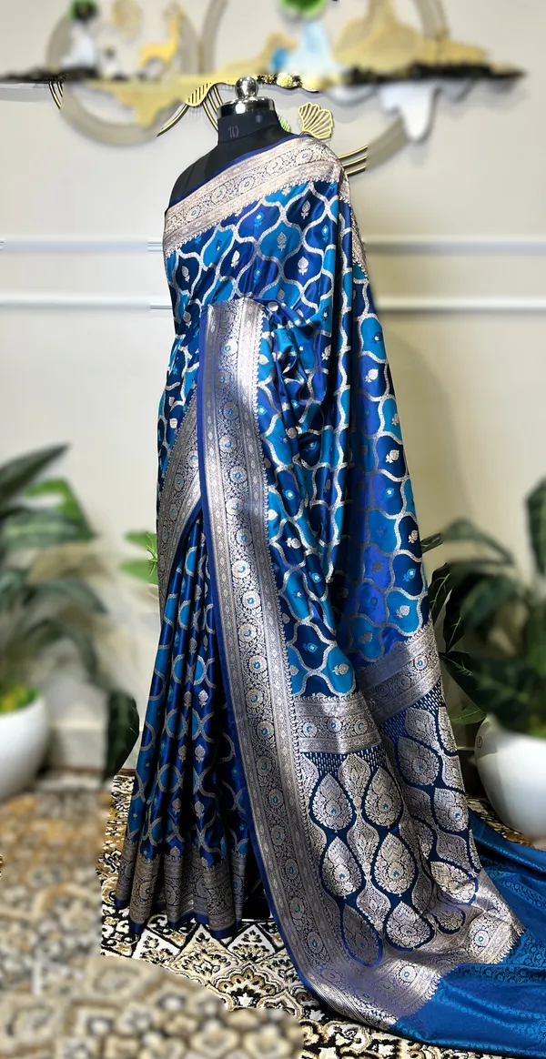 Banarasi_Mushroo_Silk_Rang_Kaat_Saree