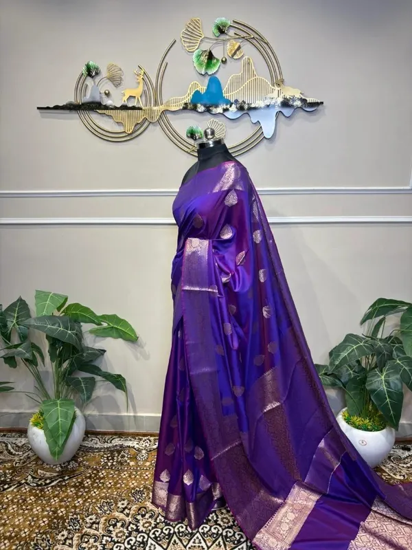 Banarasi_Badi_Buti_Katan_Silk_Saree