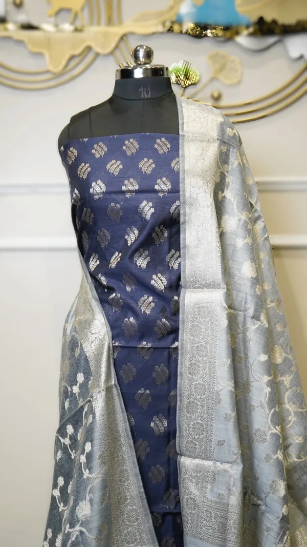 Banarasi_Zari_Woven_Unstitched_Suit_Fabric