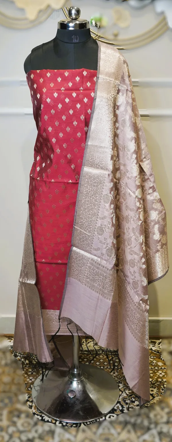 Banarasi_Zari_Woven_Unstitched_Suit_Fabric