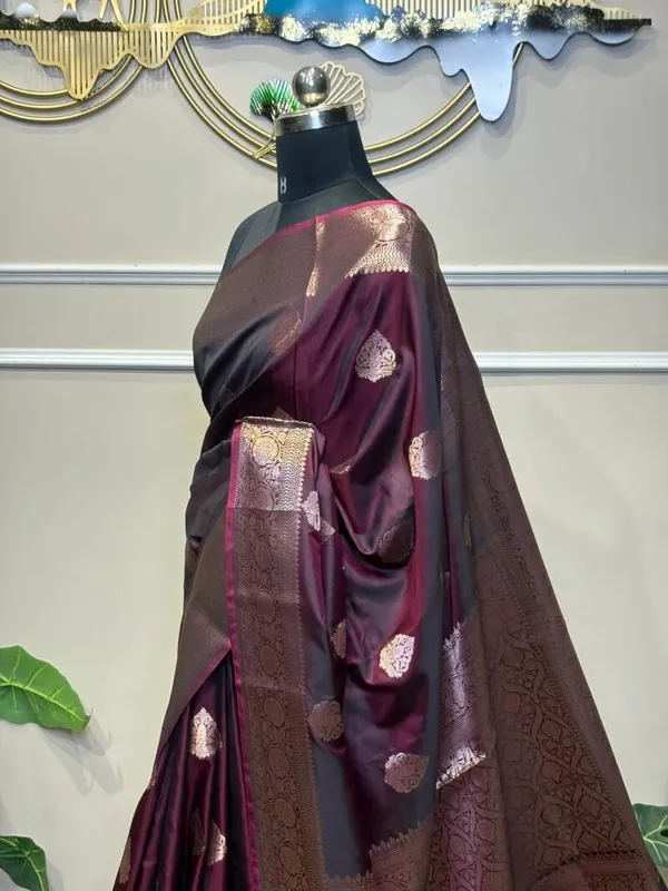 Banarasi_Badi_Buti_Katan_Silk_Saree
