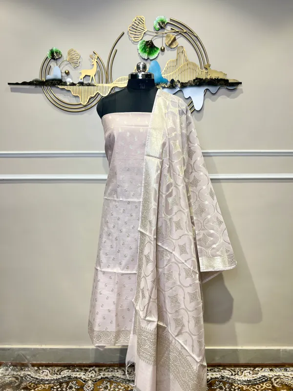 Off_White_Woven_Traditional_Suit_for_Women