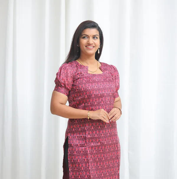Cherry_Ikat_Puff_Sleeve_Kurti_In_Wine_Red_For_Everyday_Chic