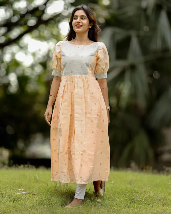 Pastel_Peach_Grey_Dual_Tone_Silk_Cotton_Maxi_Frock_With_Puff_Sleeves_Elegant_Women_S_Wear