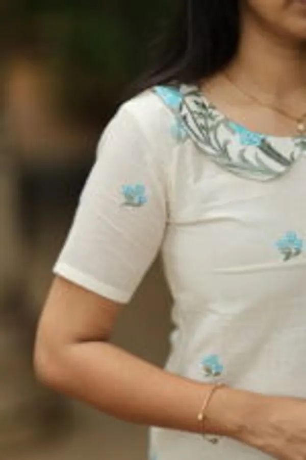Off_White_Cotton_Kurti_With_Blue_Floral_Embroidery_Casual_Everyday_Wear