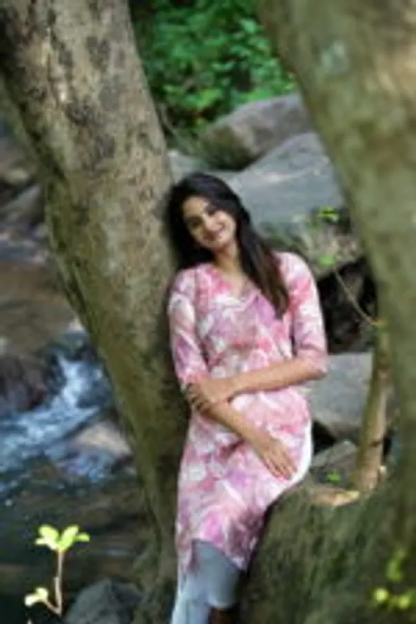 Pink_Floral_Cotton_Kurti_Stylish_Everyday_Casual_Wear