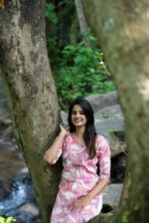 Pink_Floral_Cotton_Kurti_Stylish_Everyday_Casual_Wear