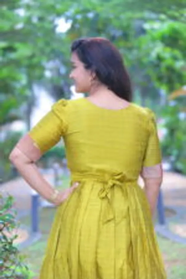 Olive_Green_Silk_Maternity_Maxi_Dress_With_Contrast_Patch_Feeding_Friendly