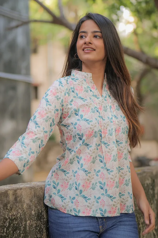 Petal_Poise_Mul_Mul_Cotton_Floral_Short_Top