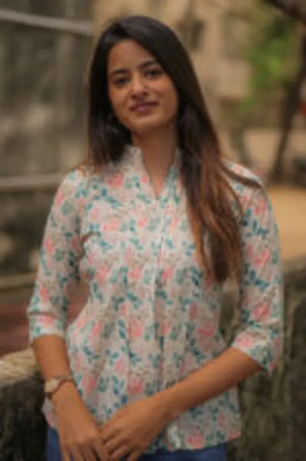 Petal_Poise_Mul_Mul_Cotton_Floral_Short_Top