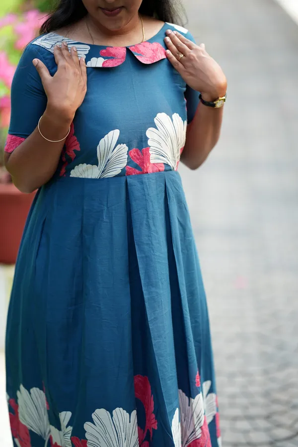 Bluebelle_Peter_Collar_Maxi