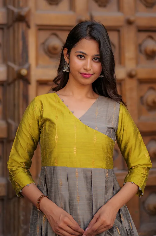 Glowline_Charm_Maxi_Lime_Grey_Luxe_Flow