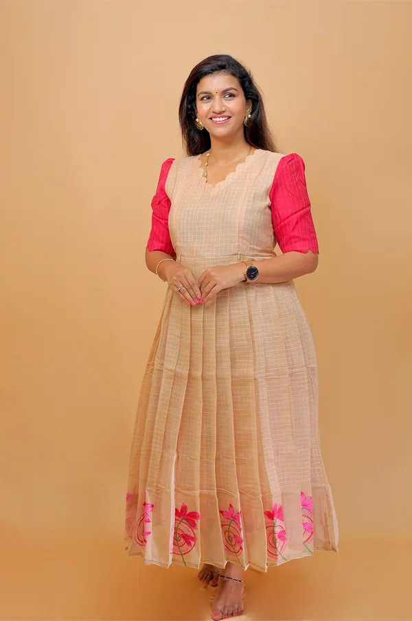 Sandal_Pink_Embroidered_Silk_Cotton_Maternity_Gown