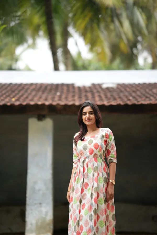 Coralleaf_Maternity_Frock