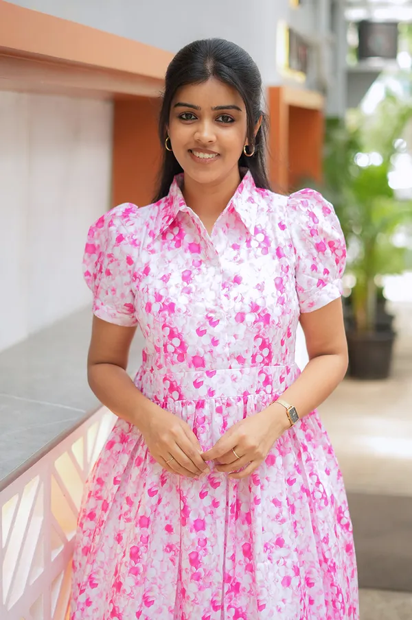 Blush_Bloom_Maxi_White_Pink_Puff_Sleeve_Charm